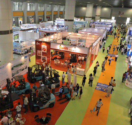Exhibition logistics